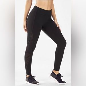 Mid-Rise Mesh Powerhold® Legging